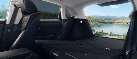 Folding 2nd-Row Seats