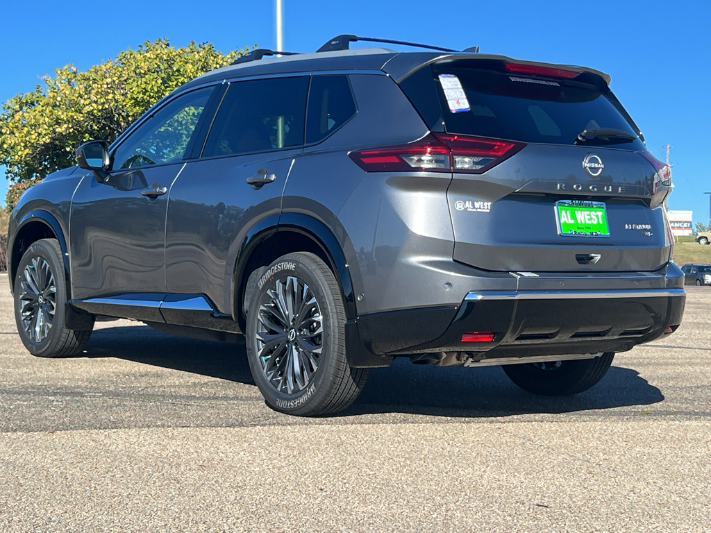 2026 Nissan Rogue Platinum photo 2