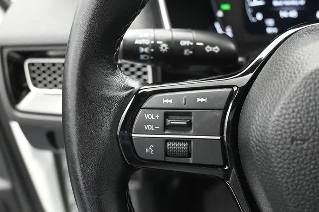 2024 Honda Civic Hatchback Sport Touring - Photo 7