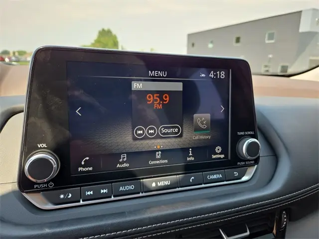 2021 Nissan Rogue SV photo 20