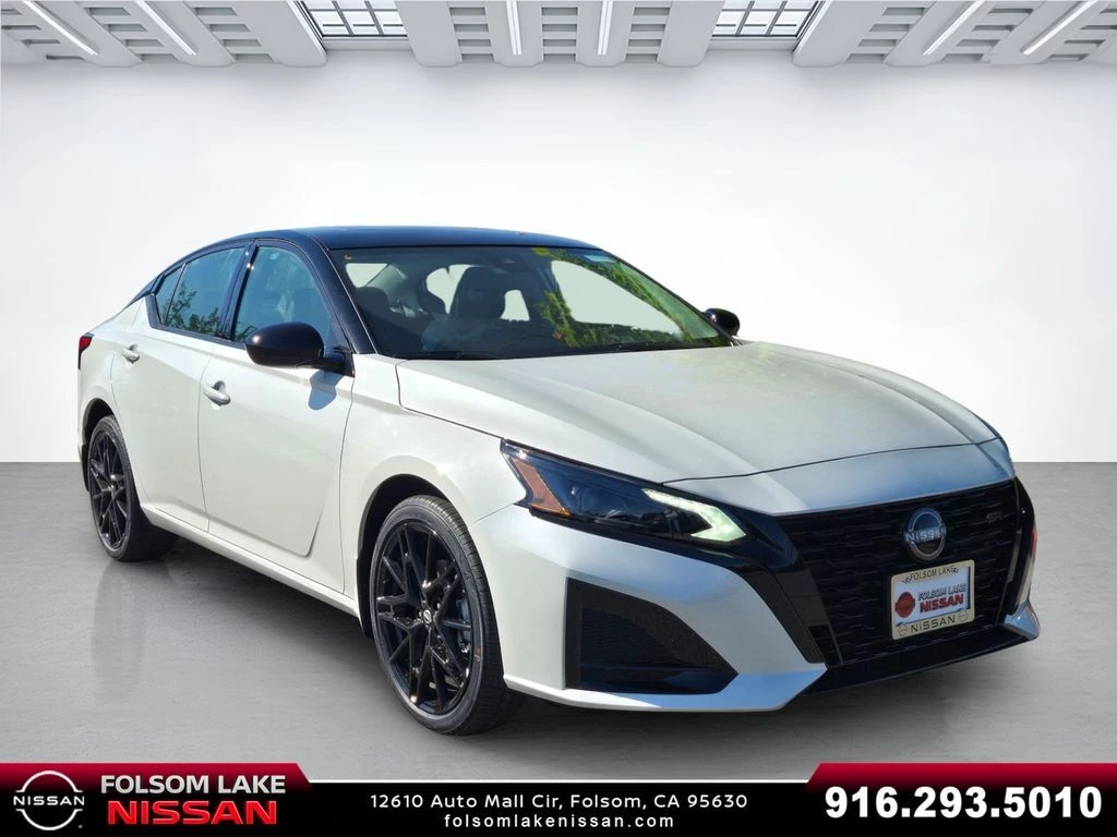 2026 Nissan Altima 2.5 SR AWD's photo