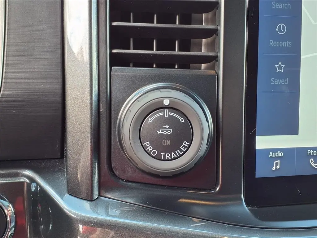2023 Ford F-150 XLT photo 28