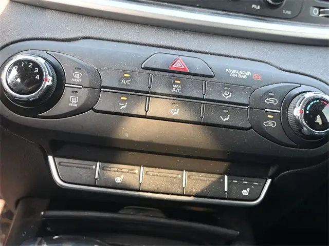 2016 Kia Sorento LX photo 12