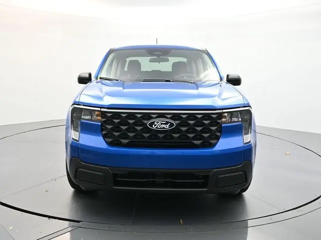 2025 Ford Maverick XL photo 2