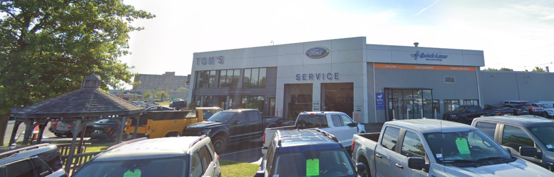 Tom's Ford Storefront