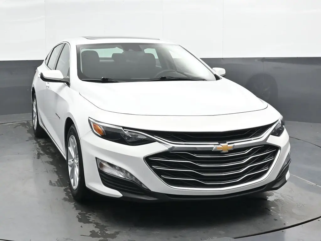 2024 Chevrolet Malibu 1LT photo 4