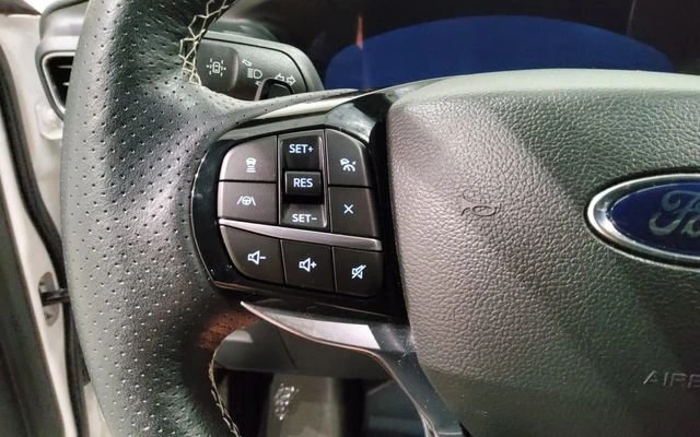 2023 Ford Explorer ST - Photo 27