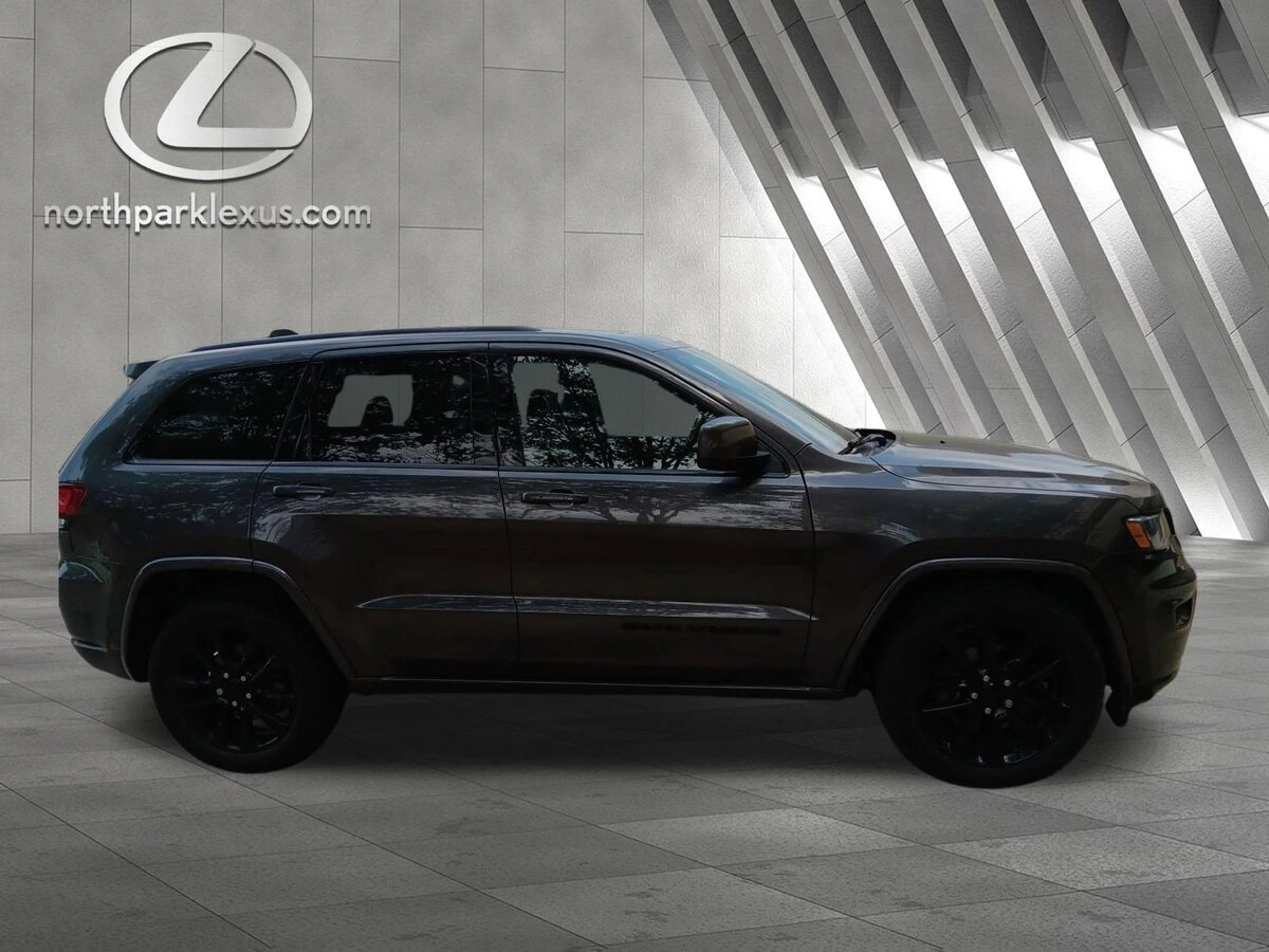 2018 Jeep Grand Cherokee Altitude