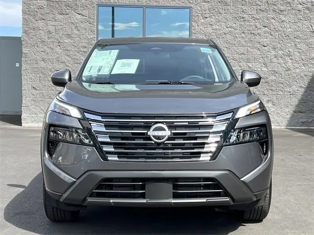 2026 Nissan Rogue SV photo 9