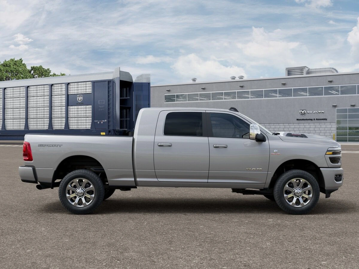 2026 RAM 2500 Laramie - Photo 21