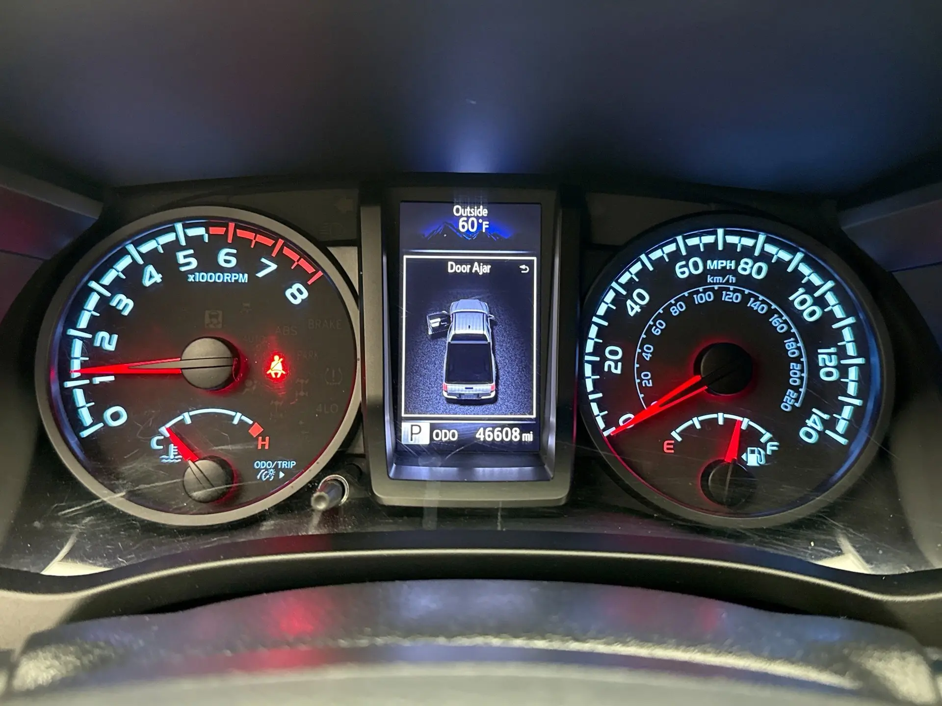 2020 Toyota Tacoma SR photo 12