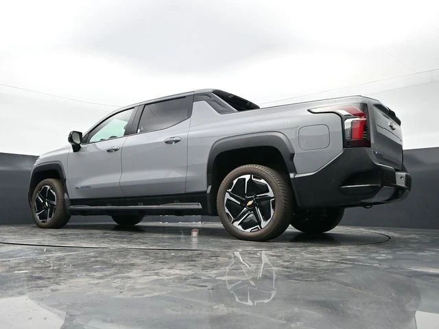 2026 Chevrolet Silverado EV LT - Photo 39
