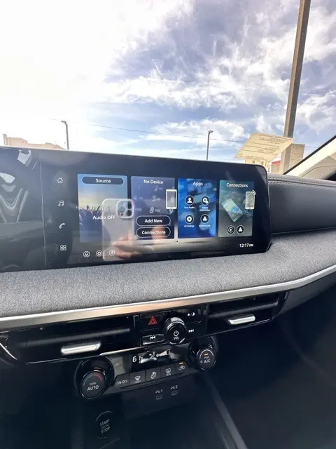 2026 Nissan Kicks SV photo 10