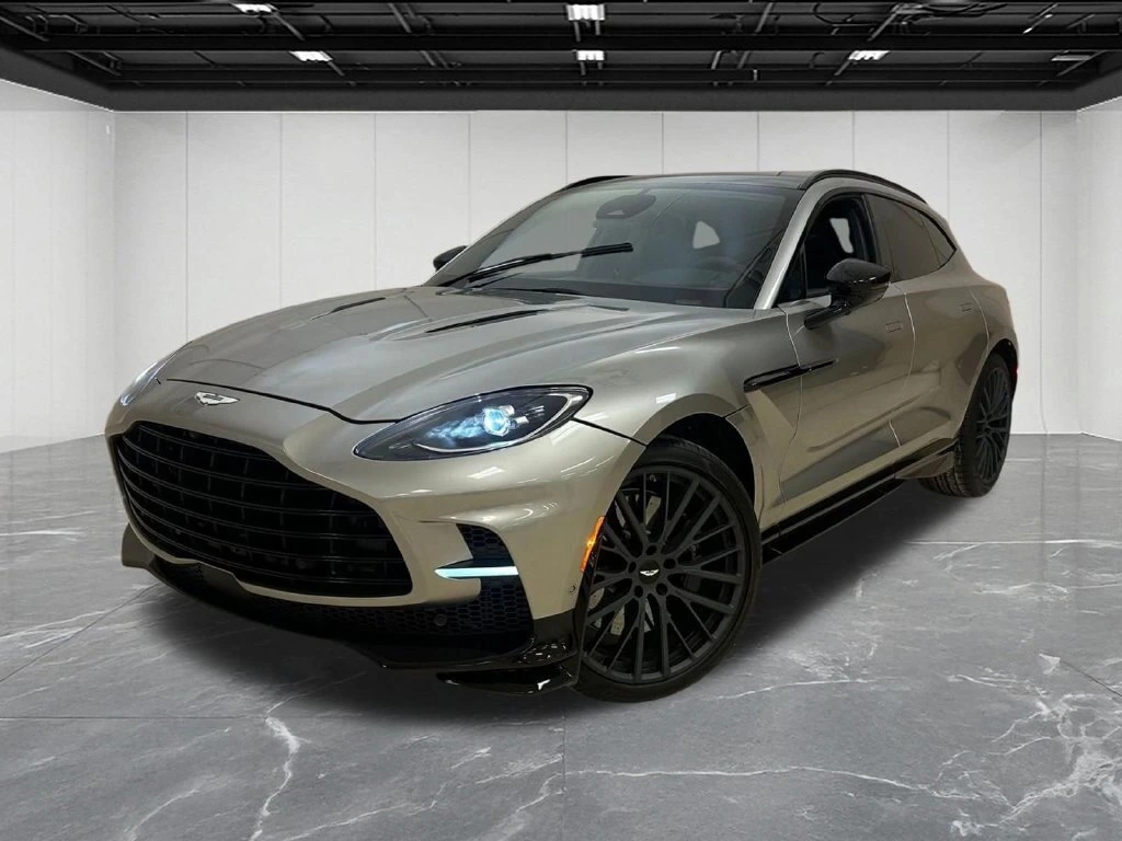 2026 Aston Martin DBX