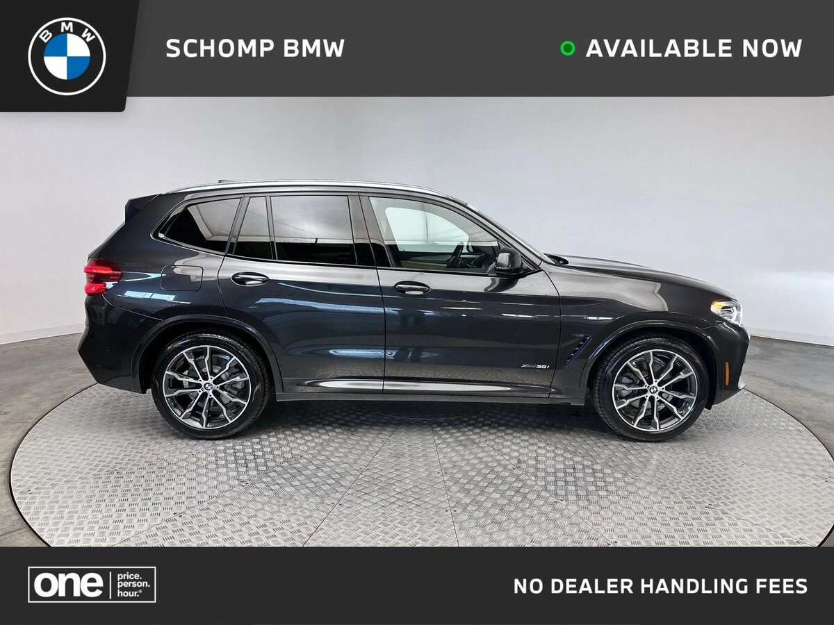2018 BMW X3 xDrive30i's photo