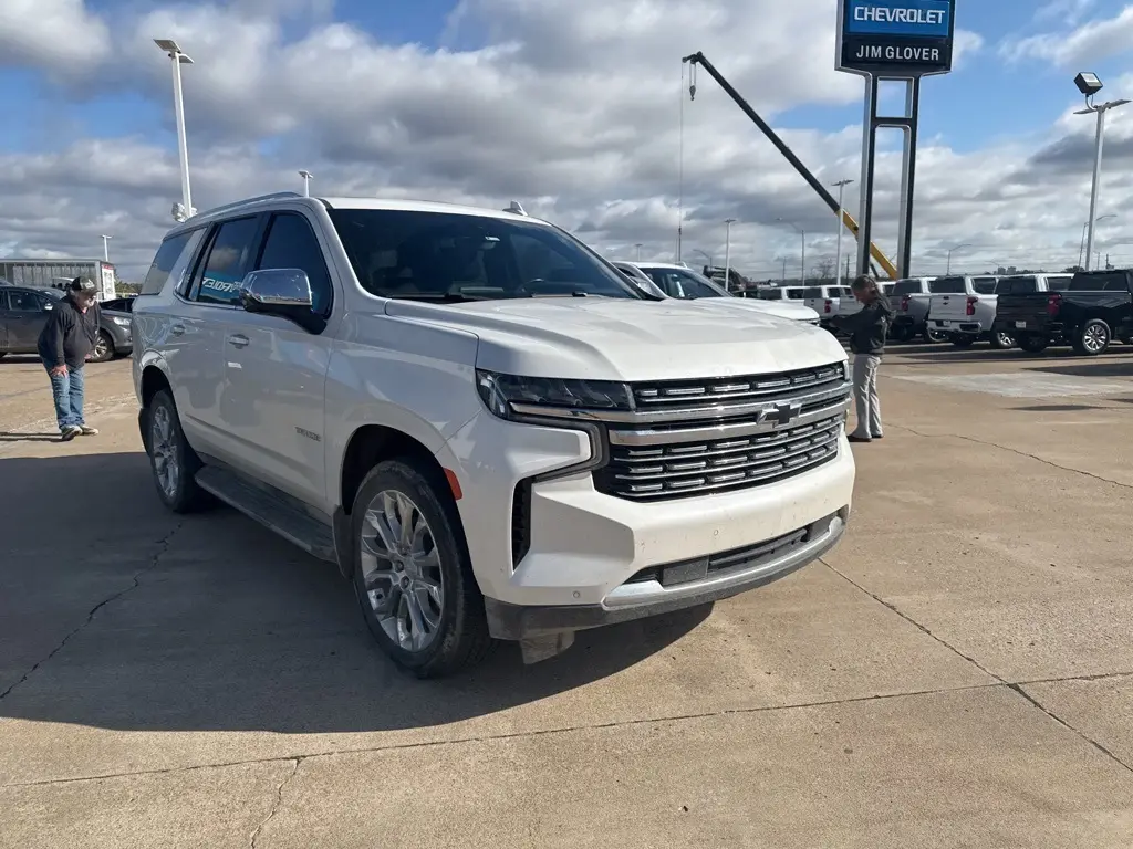 2023 Chevrolet Tahoe Premier photo 2