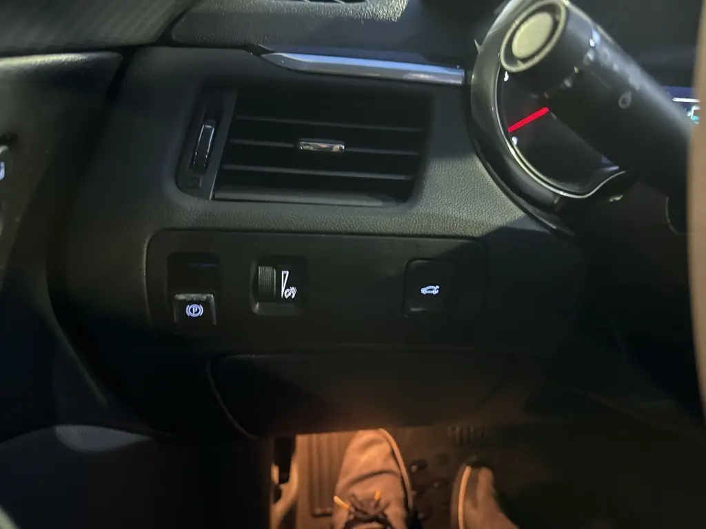 2017 Chevrolet Impala photo 17