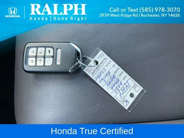2023 Honda Odyssey EX-L - Photo 16