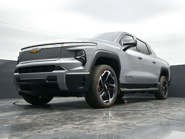 2026 Chevrolet Silverado EV LT - Photo 37