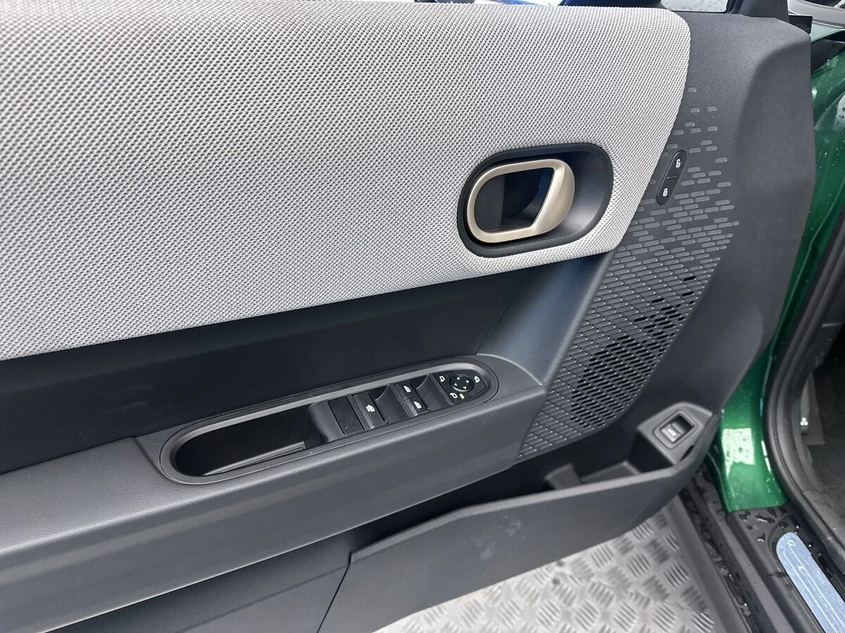 2026 MINI Convertible Base - Photo 16