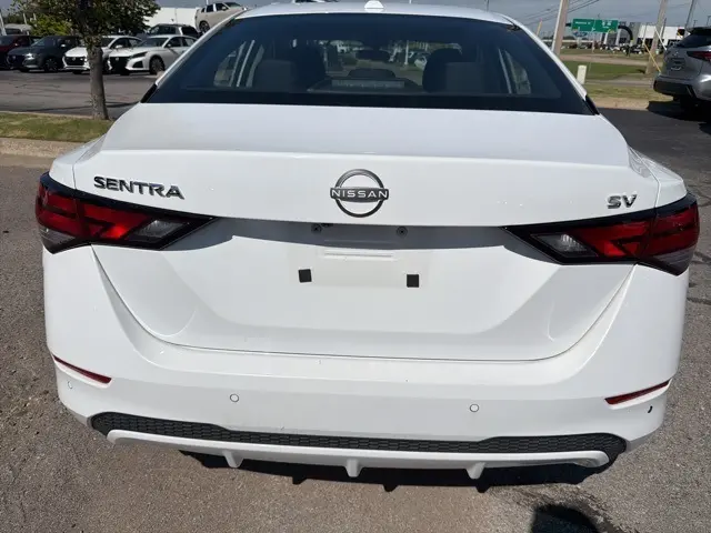 2024 Nissan Sentra SV photo 4