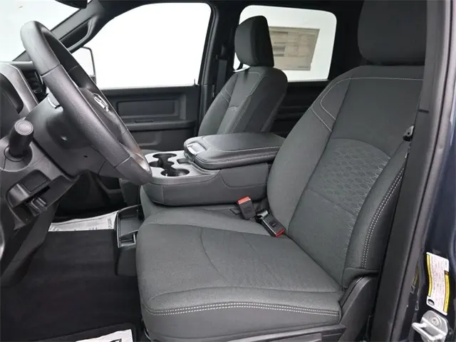 2026 Ram 2500 Tradesman photo 9
