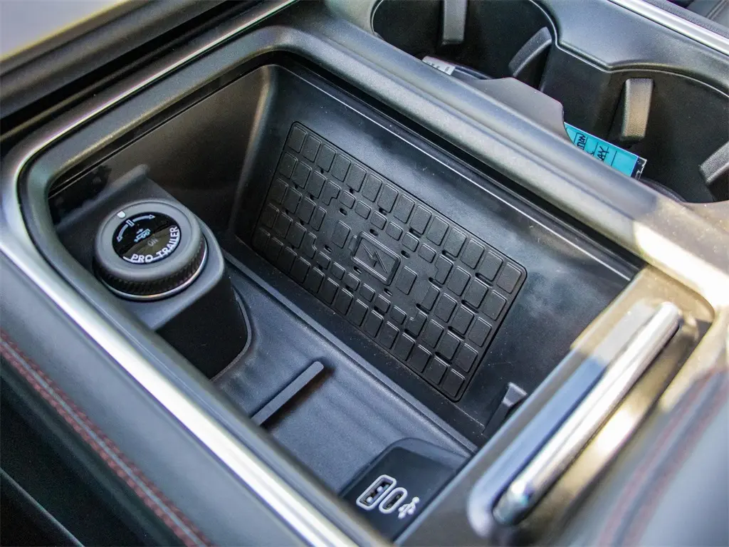 2025 Ford Expedition MAX photo 28