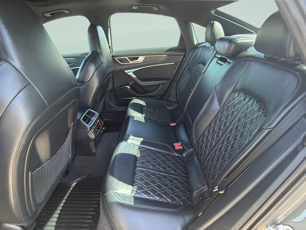2022 Audi S6 Premium Plus - Photo 16