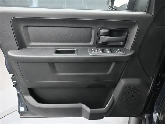 2026 Ram 2500 Tradesman photo 11