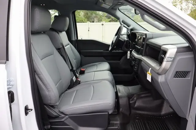 2026 Ford F-250 photo 32