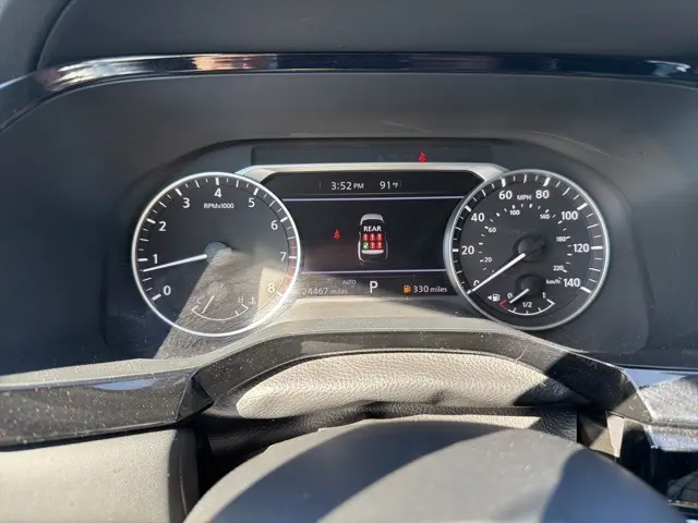 2024 Nissan Pathfinder SV photo 15