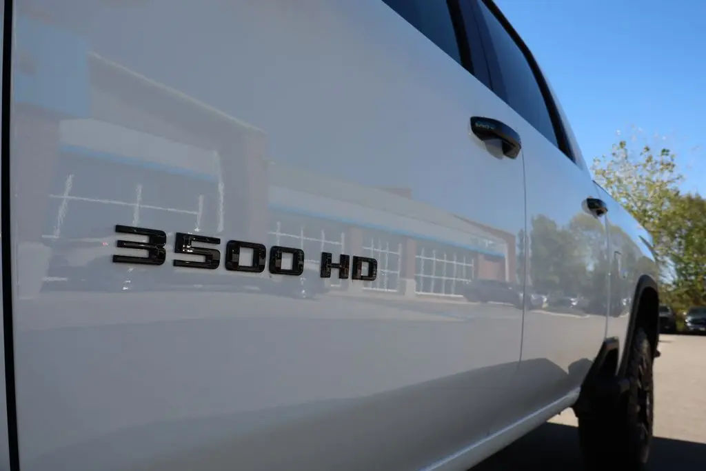2026 Chevrolet Silverado LT photo 26