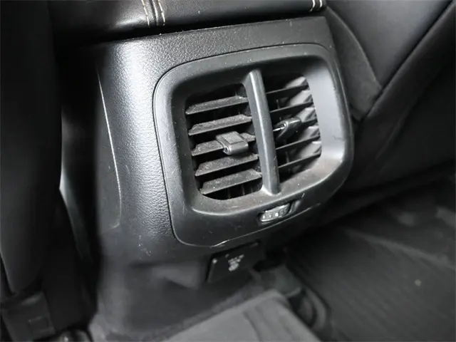 2018 Jeep Cherokee Latitude photo 24