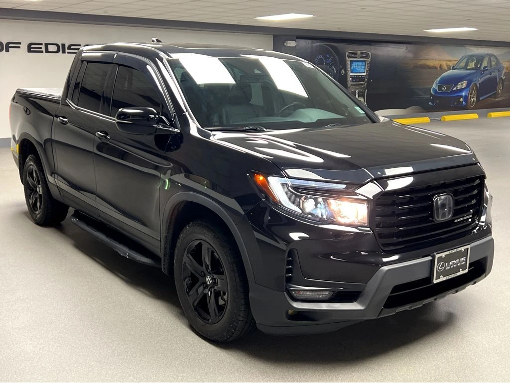 2022 Honda Ridgeline Black Edition's photo