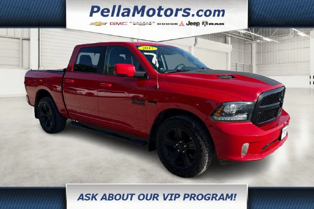 2017 RAM 1500 Pickup Night