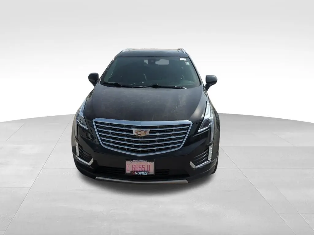 Used 2019 Cadillac XT5 Platinum with VIN 1GYKNGRS6KZ129490 for sale in Macomb, IL