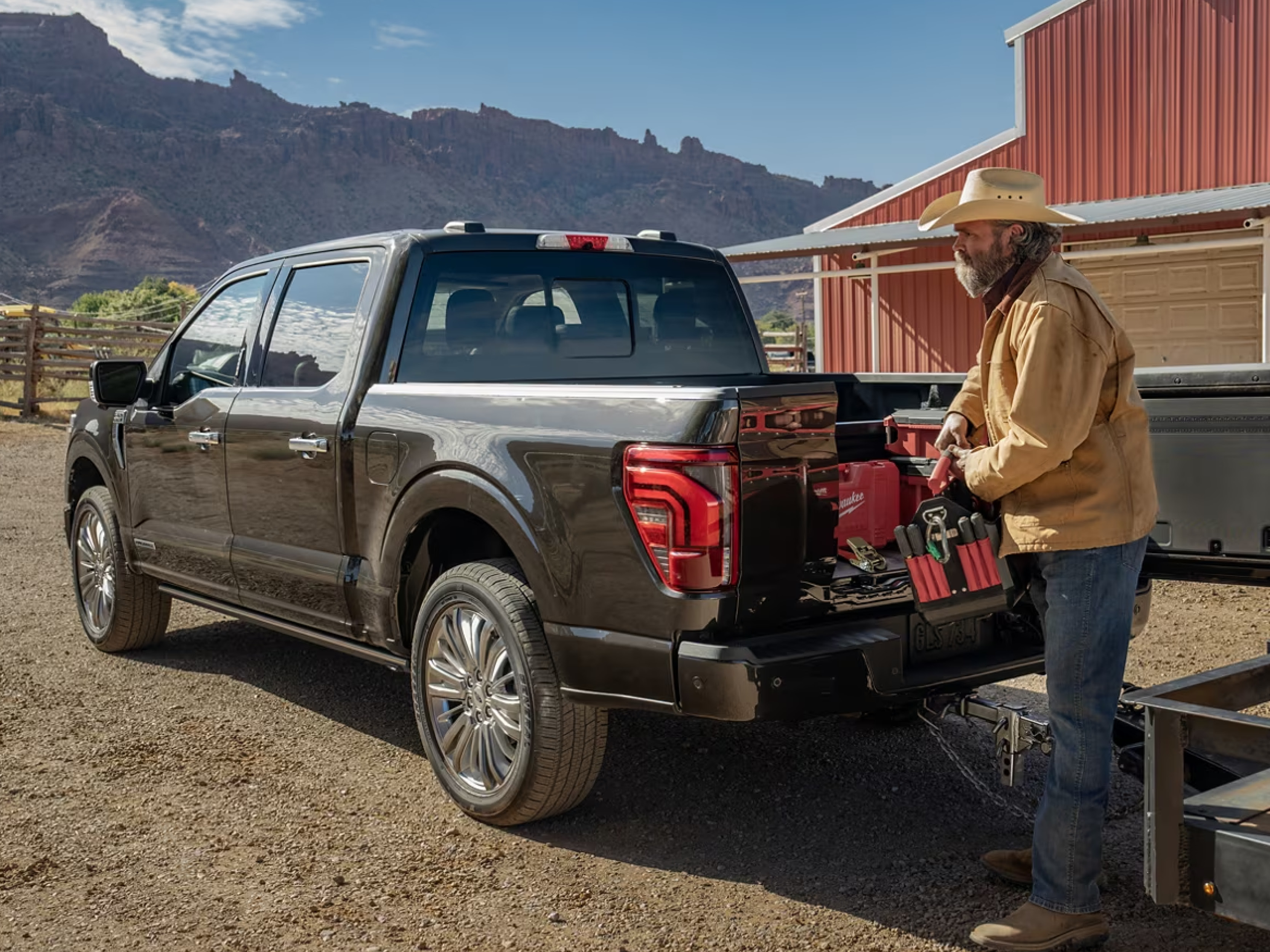 2024 Ford F-150 vs 2024 Ford Maverick