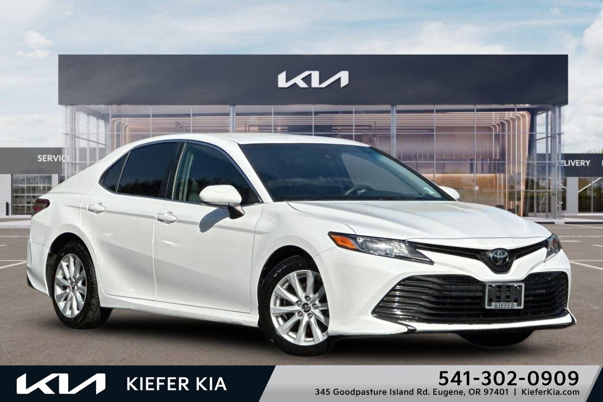 2018 Toyota Camry LE