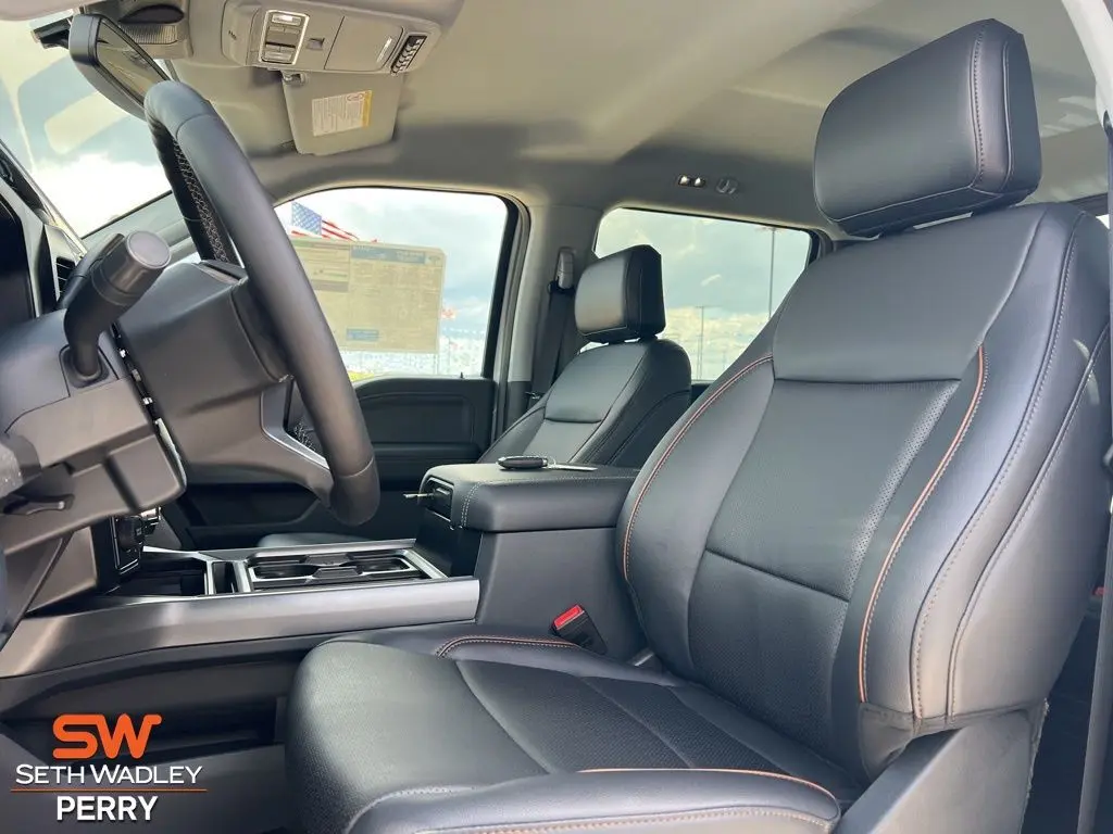 2026 Ford F-350 photo 17