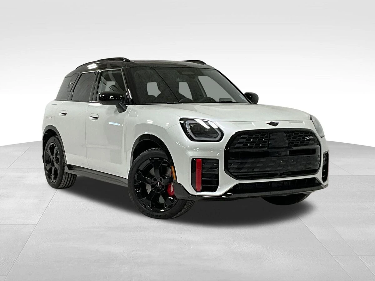 2026 MINI Countryman JCW ALL4's photo