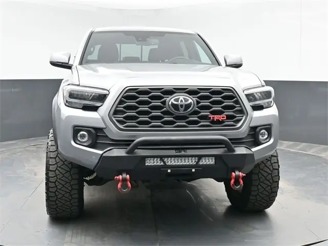 2021 Toyota Tacoma TRD Off-Road V6 photo 3