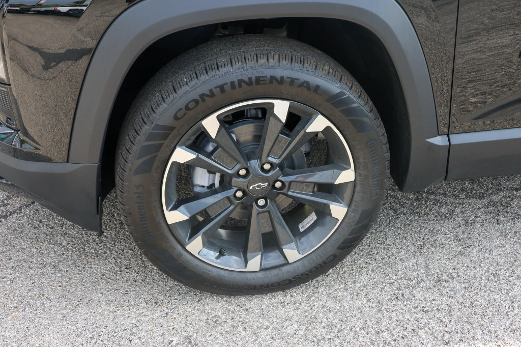 2027 Chevrolet Equinox RS - Photo 7