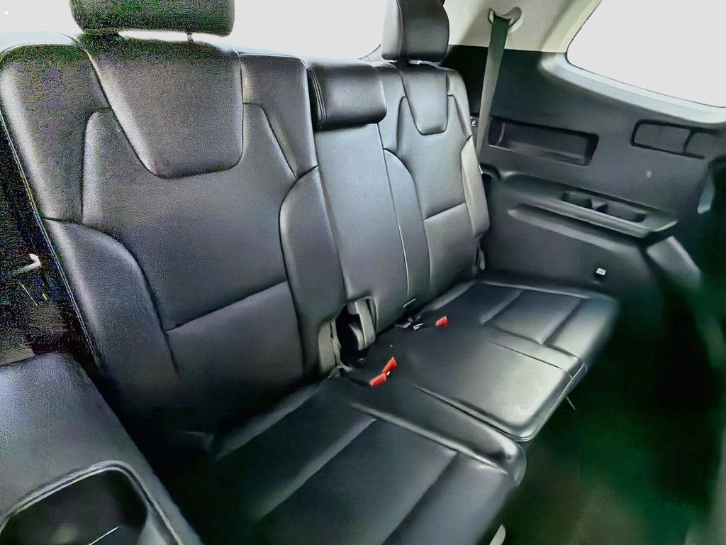 2024 Kia Telluride S - Photo 18