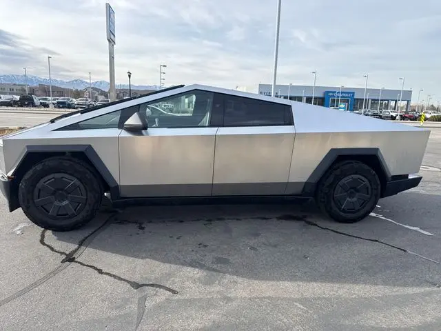 Used 2025 Tesla Cybertruck Base with VIN 7G2CEHED4SA063884 for sale in South Jordan, UT