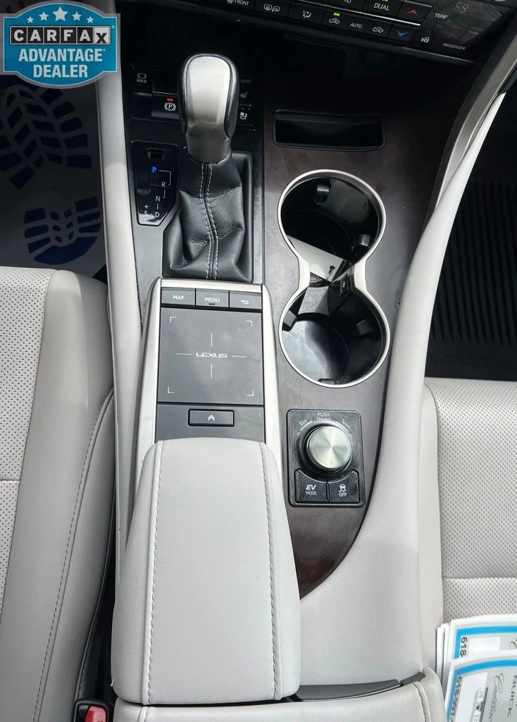 2021 Lexus RX Hybrid 450h - Photo 14