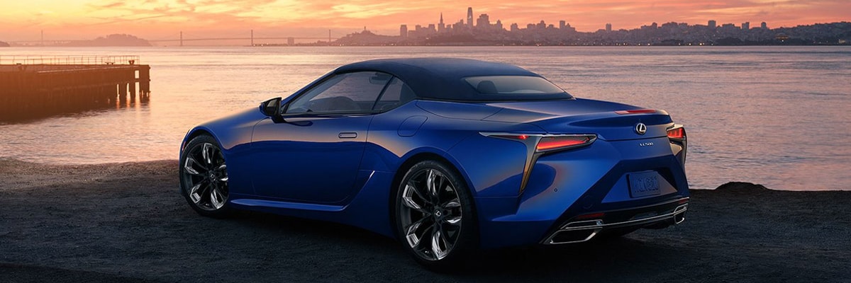 Lexus of Dayton showroom