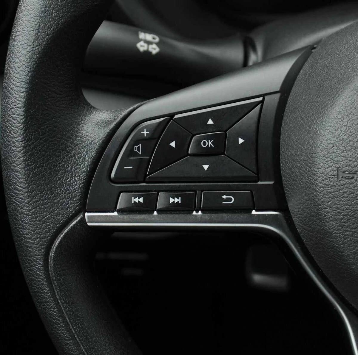 2023 Nissan Kicks SV - Photo 29