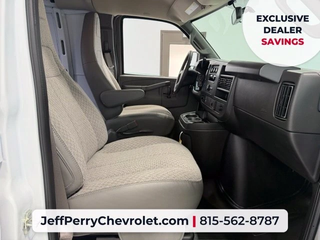 2026 Chevrolet Express Cargo Work Van - Photo 20