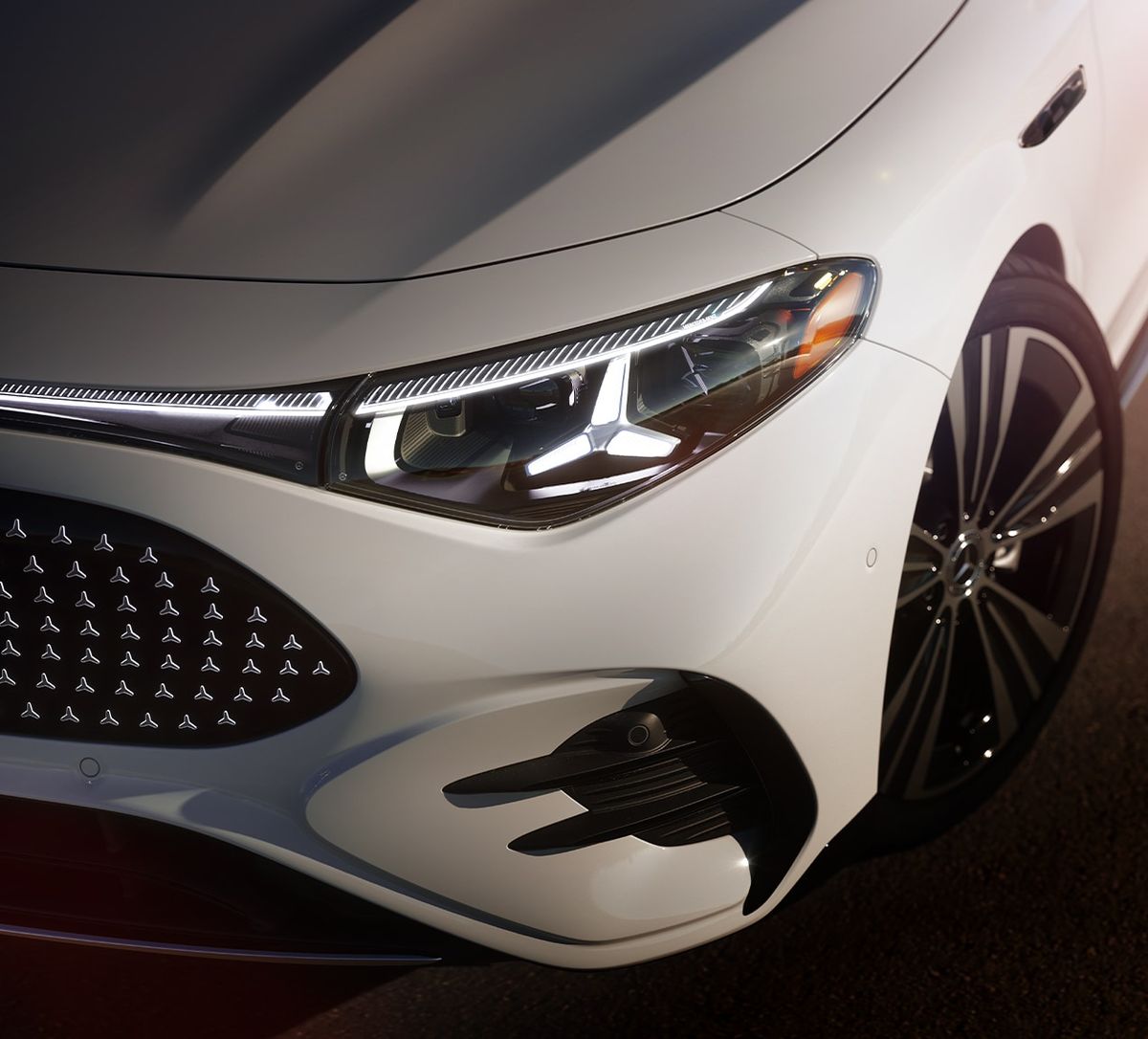 2026 Mercedes-Benz CLA 350 4MATIC exterior detail, front headlight signature