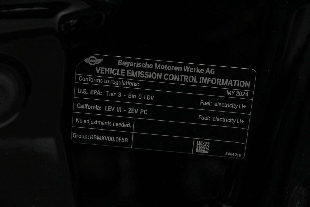 2024 MINI Hardtop 2 Door SE - Photo 28